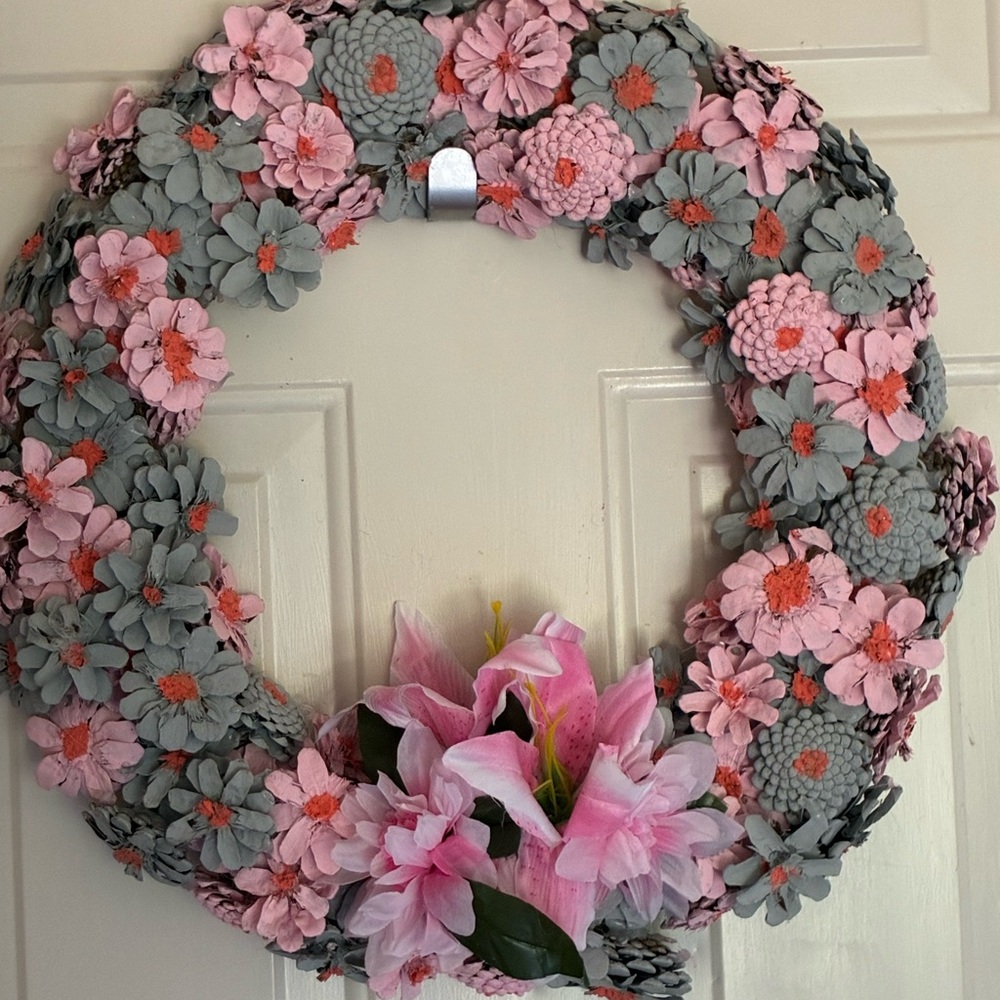 Charming Pink and Gray Floral Wreath